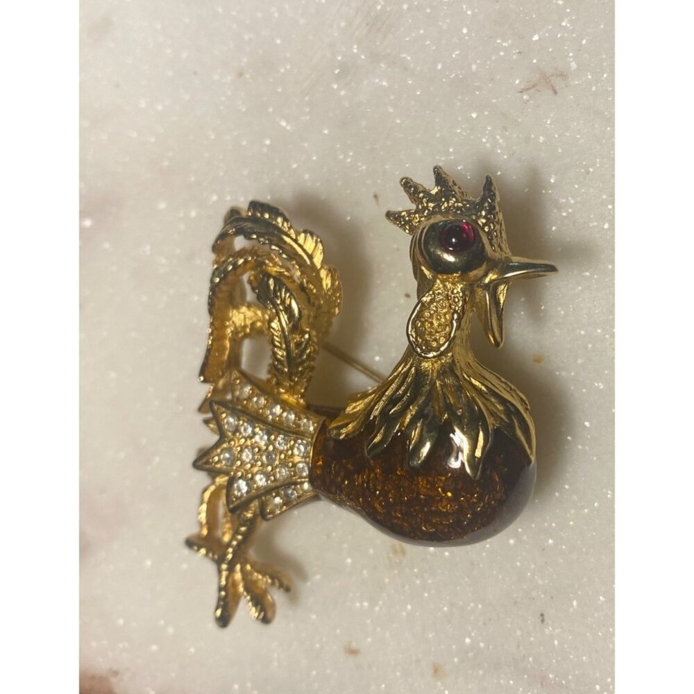 Edwin Pearl Vintage Gold Tone Rooster Brooch Pin With Rhinestones Enamel Detaili